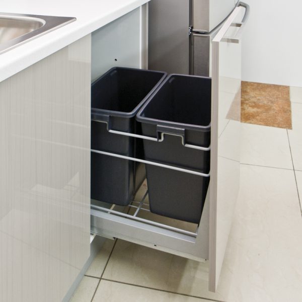 Cesto para basura con riel D-0078-0011