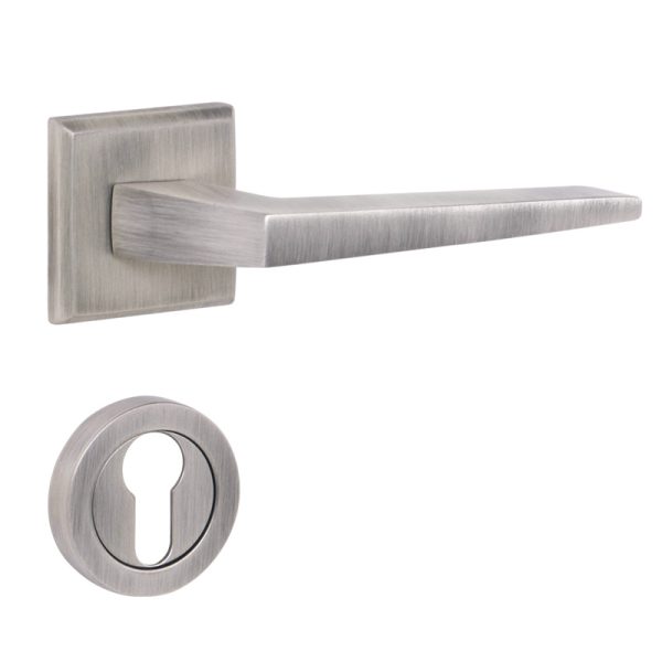 Manija Iranzo F-0023-0679